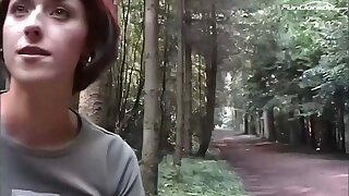 Pussy teasing retro heassliche amateurin zeigt was sie hat